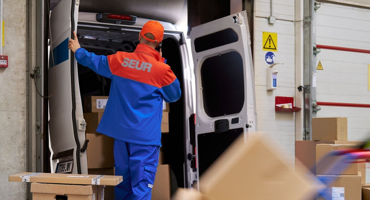 SEUR refuerza su capacidad operativa y tecnológica para una campaña navideña marcada por la digitalización y el IoT SEUR refuerza su capacidad operativa y tecnológica para una campaña navideña marcada por la digitalización y el IoT