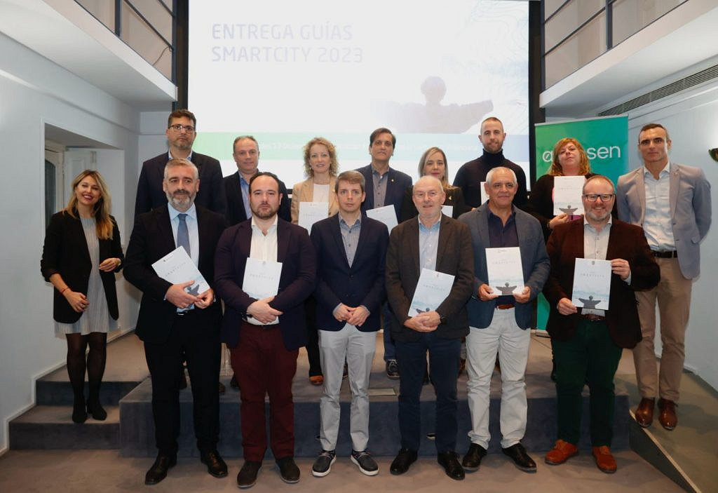 AVAESEN y la Diputación de Valencia impulsan la transformación de 10 municipios en ciudades inteligentes