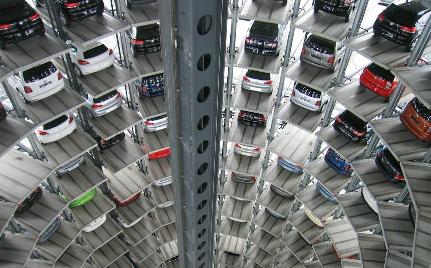 El aparcamiento inteligente tendrá un gran auge en las ciudades, con 16 millones de plazas previstas en todo el mundo para 2028