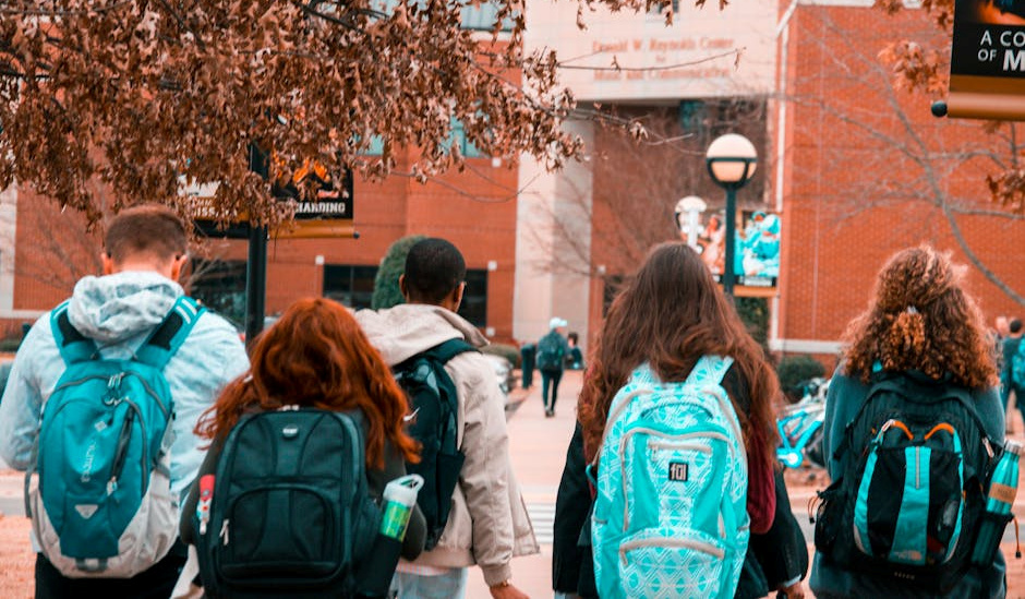 Gestión de emergencias en centros escolares y universidades con RFID: Eficiencia y control en tiempo real