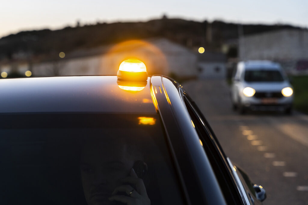 Ryme Automotive lanza la baliza V16 Hero Driver LED conectada y homologada por la DGT